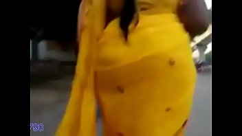 Rekha aunty's big ass caught in yellow saree